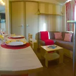 Mobilhome Climatise 3ch 6p Dans Parc Des 7 Fonts