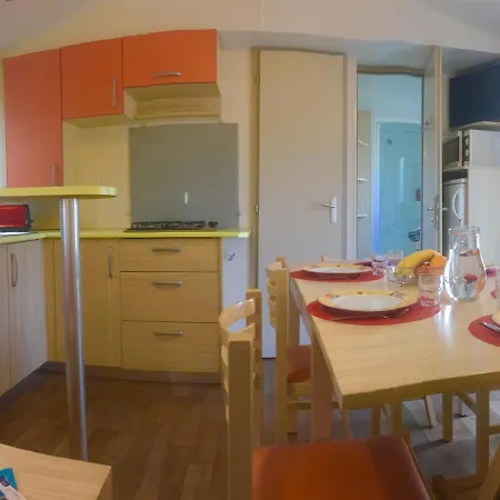 Mobilhome Climatise 3ch 6p Dans Parc Des 7 Fonts Agde