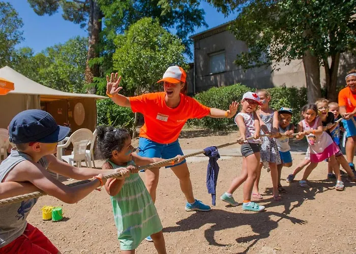 Mobilhome Climatise 3ch 6p Dans Parc Des 7 Fonts *