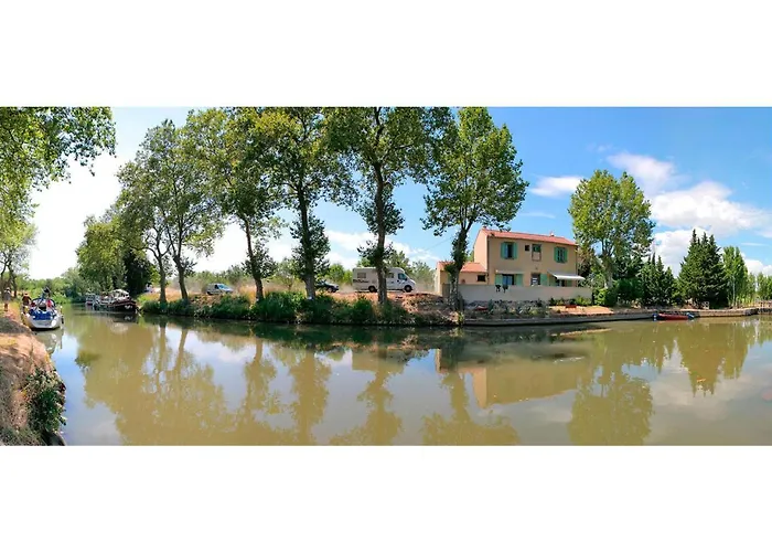 Mobilhome Climatise 3ch 6p Dans Parc Des 7 Fonts キャンプ場 アグド